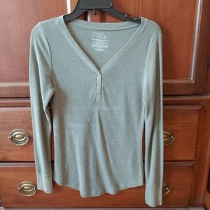 Time and Tru women's long sleeved shirt.